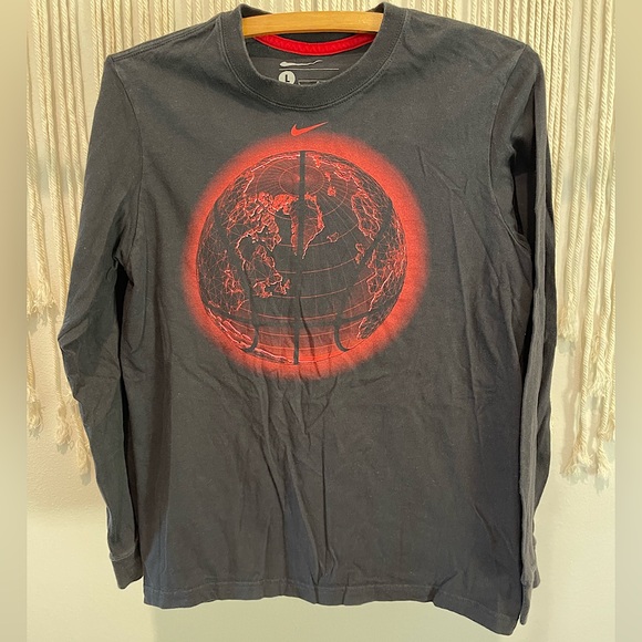 Nike Other - Nike “Better World” Long Sleeve Basketball T Boys Size L